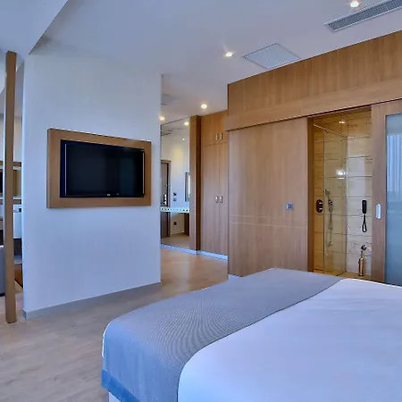 Ramada By Wyndham Old 4* Стамбул