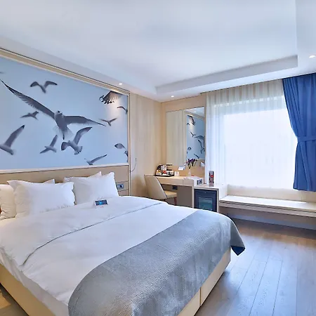 Ramada By Wyndham Old Отель 4*