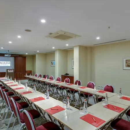 Ramada By Wyndham Old 4* Стамбул
