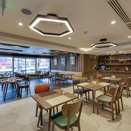 Ramada By Wyndham Old Hotel Stambuł