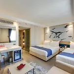 ホテル Ramada By Wyndham Old