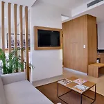 Ramada By Wyndham Old ホテル 4*