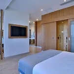 Ramada By Wyndham Old 4*
