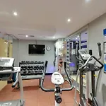Ramada By Wyndham Old 4*