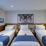 Ramada By Wyndham Old Otel
