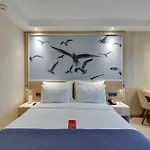 Ramada By Wyndham Old 4* İstanbul