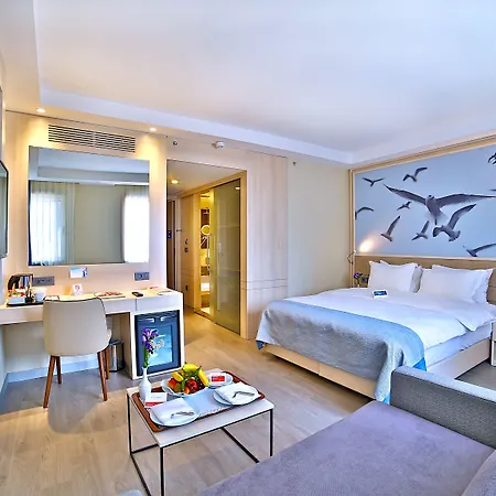 Ramada By Wyndham Old Hotel Istambul