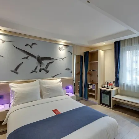 Ramada By Wyndham Old Hotel 4*