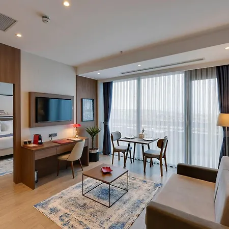 מלון Ramada By Wyndham Old