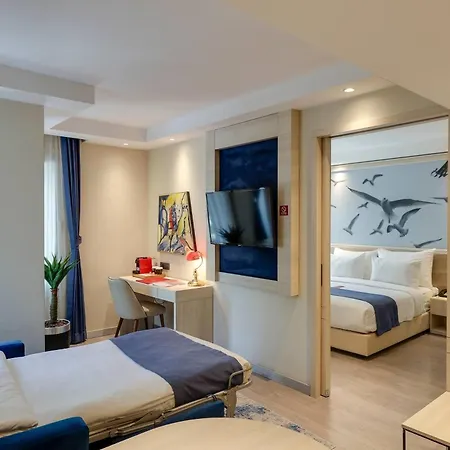 Ramada By Wyndham Old