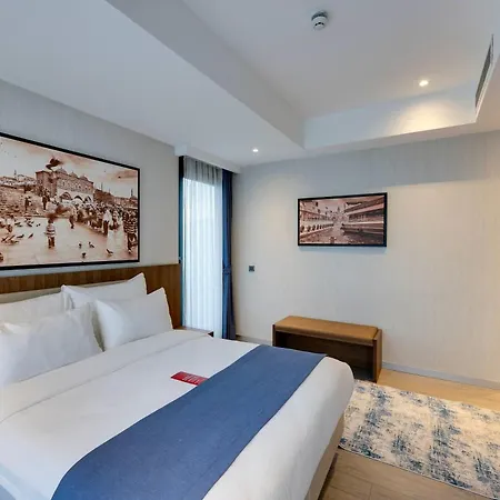 Ramada By Wyndham Old 4* איסטמבול