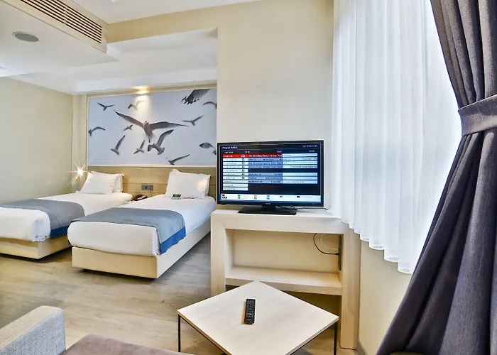 Ramada By Wyndham Old 4* Стамбул