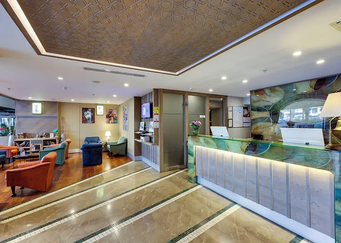 Ramada By Wyndham Old 4*