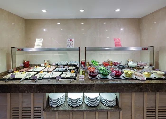 Ramada By Wyndham Old 4* Стамбул