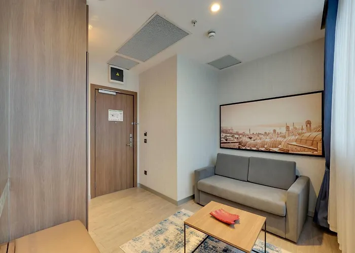 Ramada By Wyndham Old 4* Стамбул