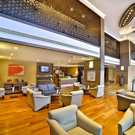 Ramada By Wyndham Old Ξενοδοχείο 4*