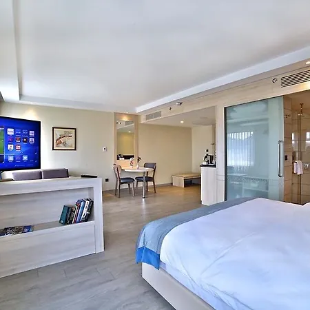 Ramada By Wyndham Old 4* Istambul